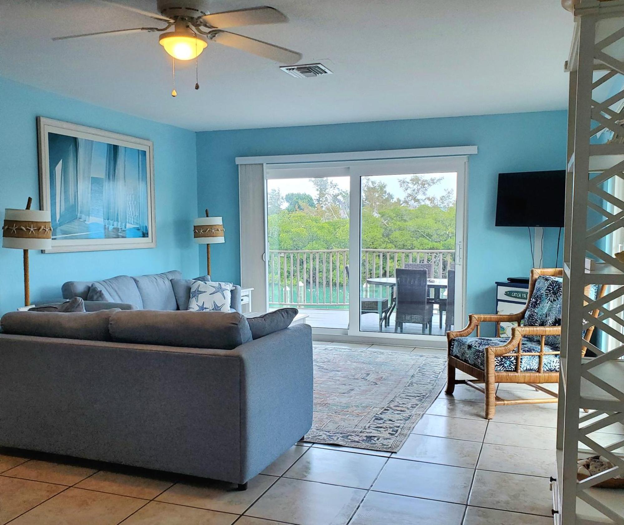 A Retreat On Casey Key 2*