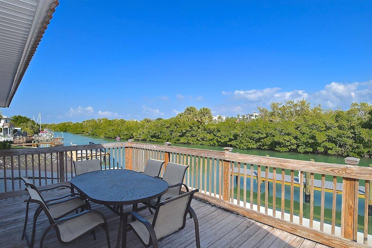 A Beach Retreat On Casey Key Nokomis