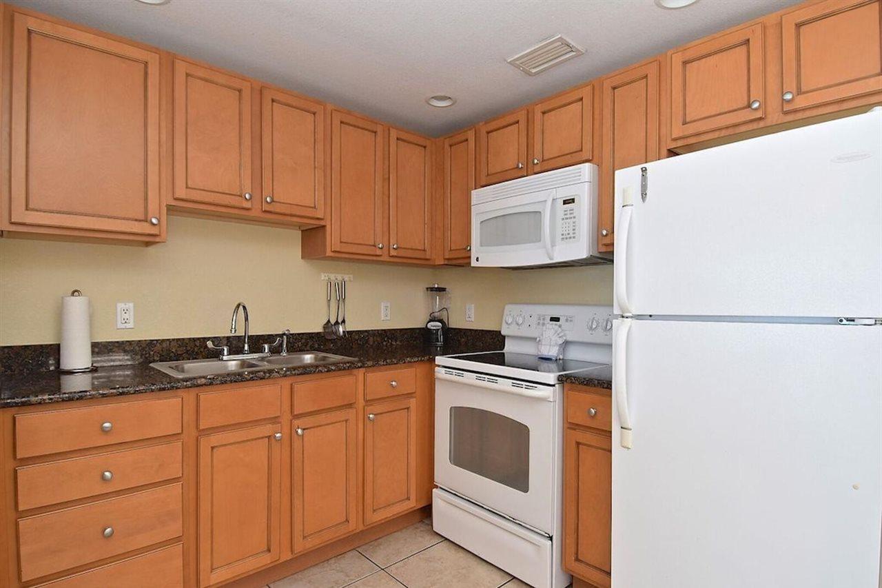 A Beach Retreat On Casey Key Apartahotel